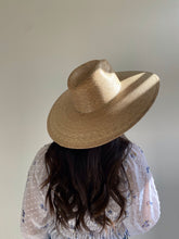 Load image into Gallery viewer, Wide Brim Palm Hat
